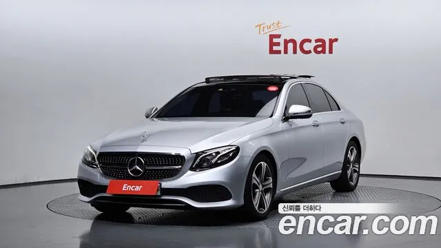 Mercedes-Benz E- W213 E300