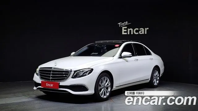 Mercedes-Benz E- W213 E220d Exclusive