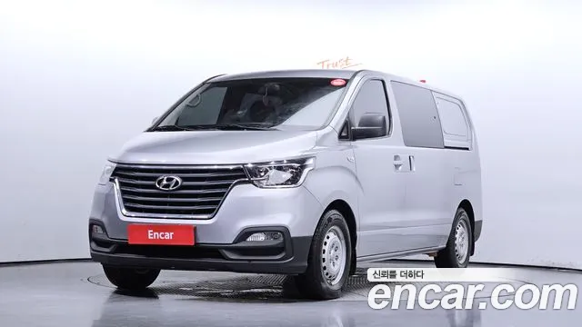 Hyundai The New Grand Starex 5