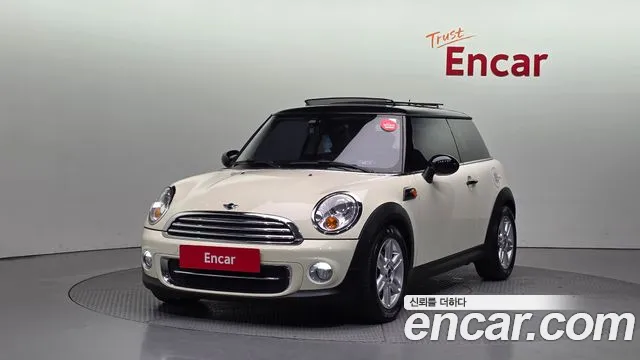 MINI Cooper D Base 2