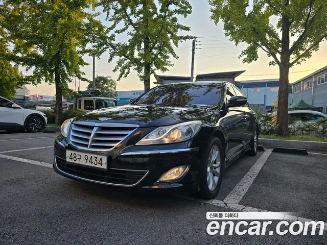 Hyundai Genesis BH330