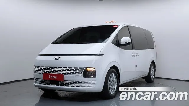 Hyundai Staria 4WD 9