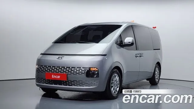 Hyundai Staria 9