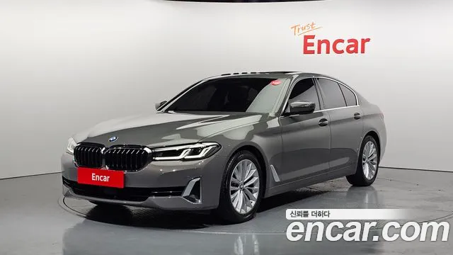BMW 5 (G30) 520i
