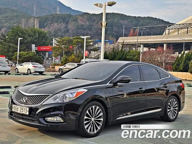 Hyundai Grandeur HG HG240