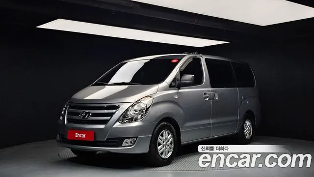 Hyundai Grand Starex 3