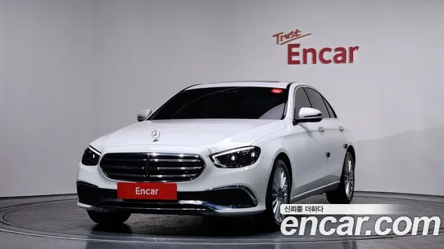Mercedes-Benz E- W213 E250 Exclusive
