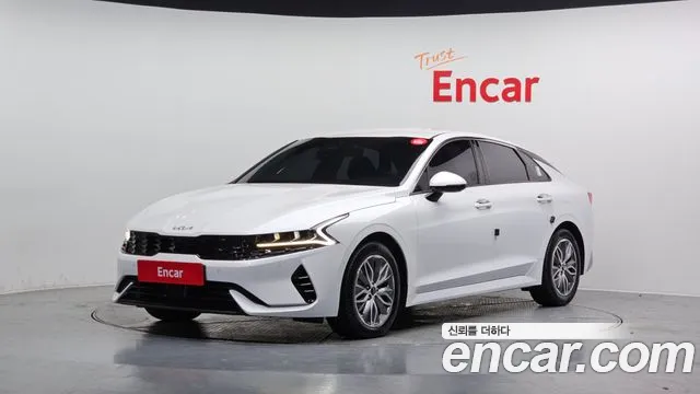 Kia K5 Hybrid 3 Signature