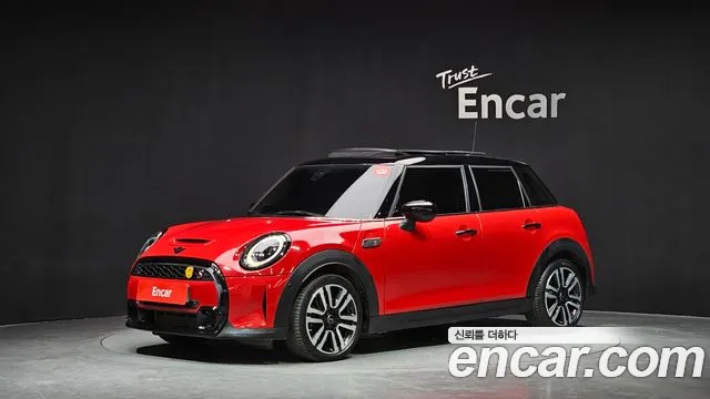 MINI Cooper S 5 3