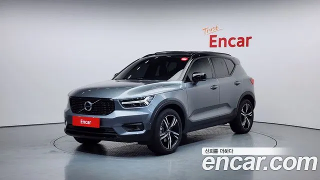 Volvo XC40 T4 R-
