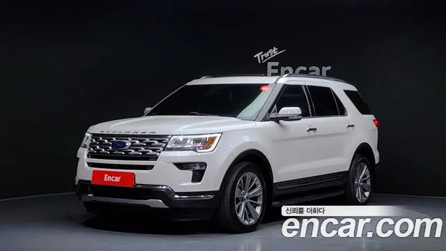 Ford Explorer 2.3 Limited 4WD 5