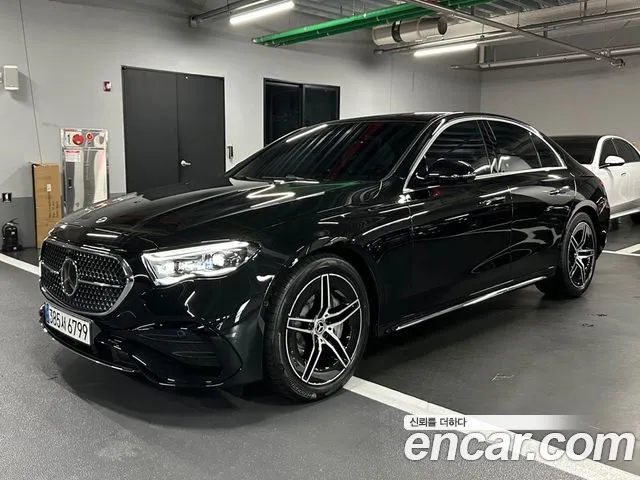 Mercedes-Benz E- W214 E300 4MATIC AMG Line