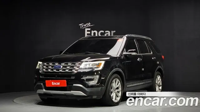 Ford Explorer 2.3 Limited 4WD 5