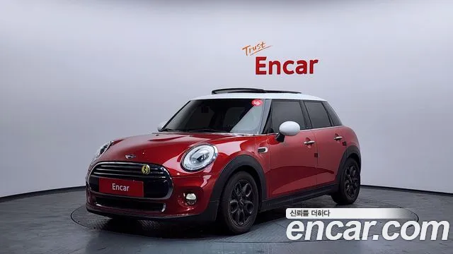 MINI Cooper D 5 HIGH 3
