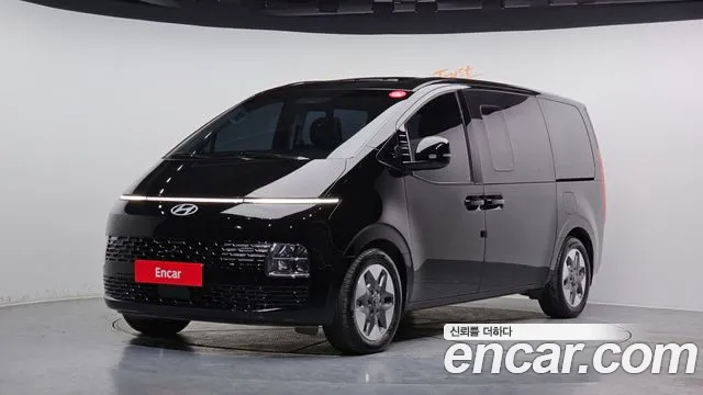Hyundai Staria 4WD 9
