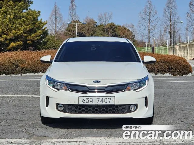 Kia K5 Hybrid 2 Noblesse