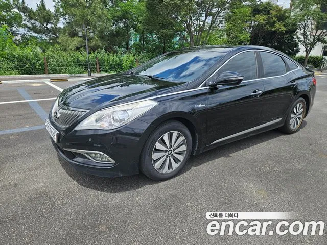 Hyundai Grandeur HG Hybrid Premium