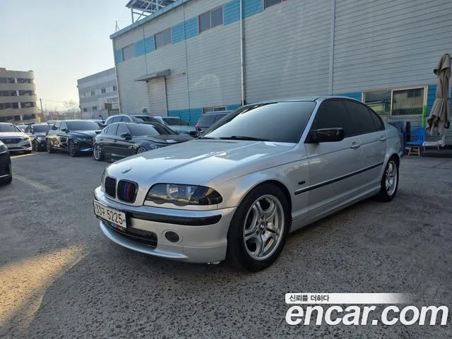 BMW 3 320i E46