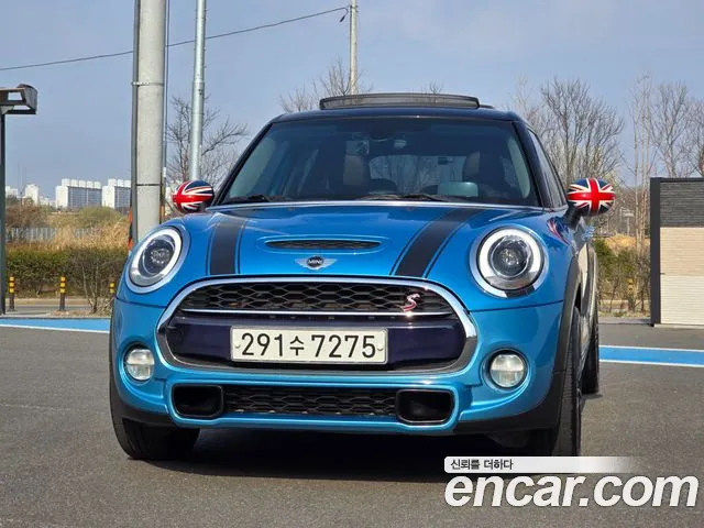 MINI Cooper S 5 Base 3