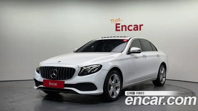 Mercedes-Benz E- W213 E220d 4MATIC