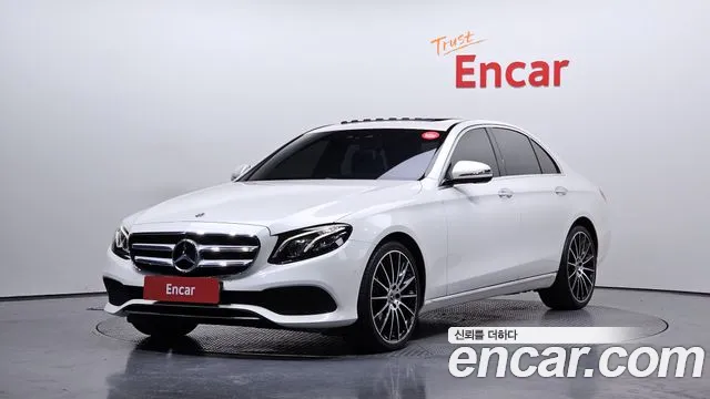 Mercedes-Benz E- W213 E300 4MATIC