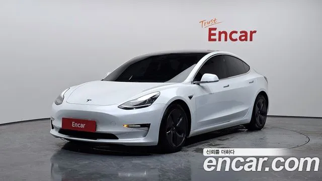 Tesla 3 AWD