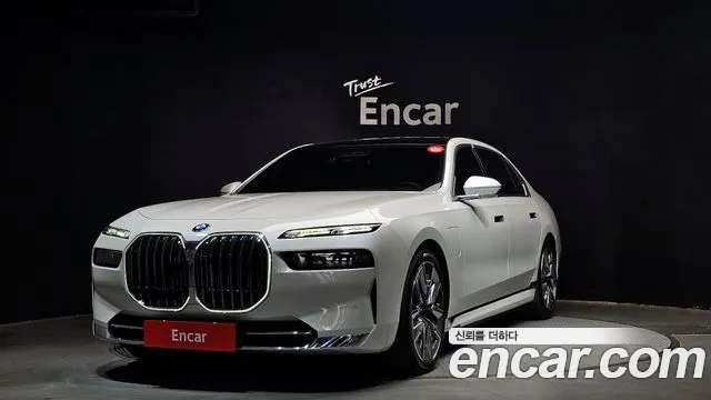 BMW 7 (G70) 750e xDrive
