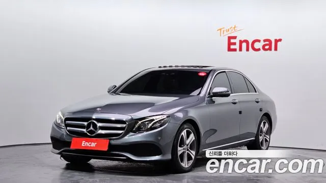 Mercedes-Benz E- W213 E300