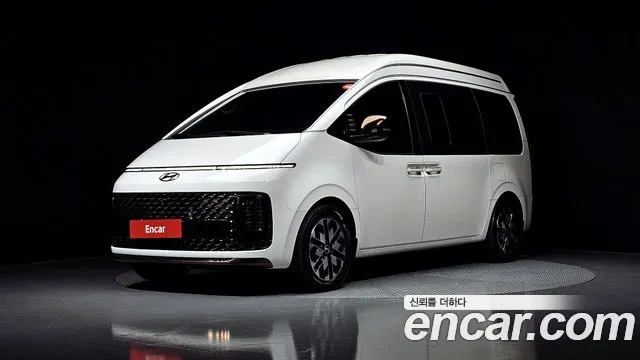 Hyundai Staria 9