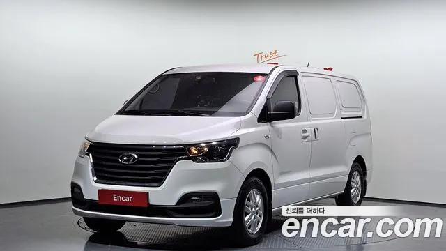 Hyundai The New Grand Starex 3