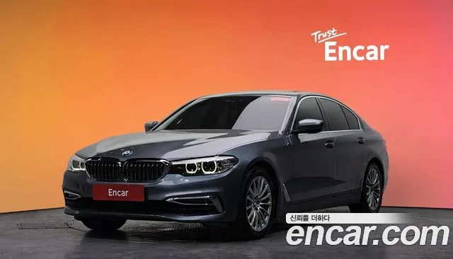 BMW 5 (G30) 520i