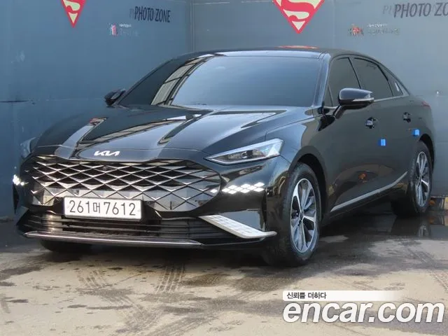 Kia K8 Hybrid Noblesse