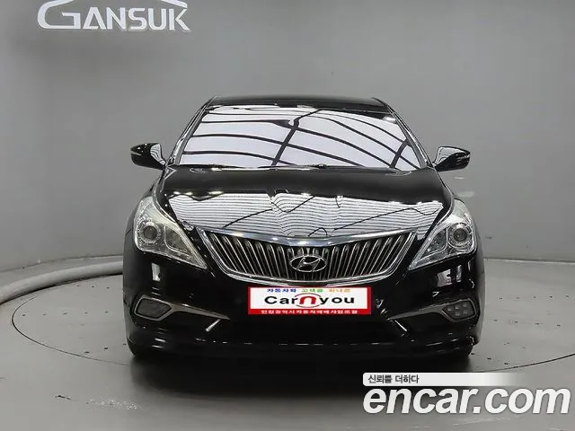 Hyundai Grandeur HG HG240