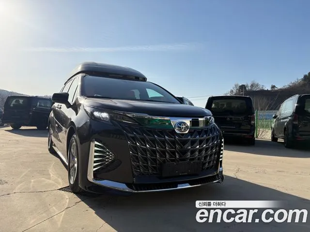 Toyota 4 2.5 Hybrid AWD
