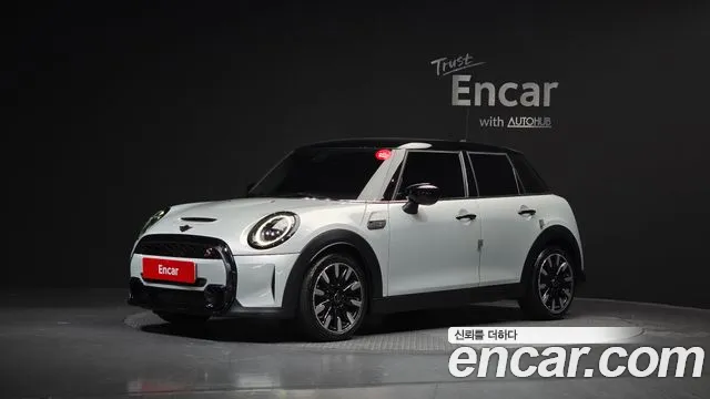 MINI Cooper S 5 3