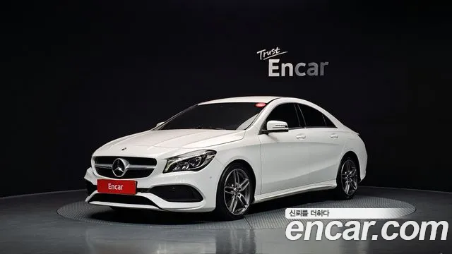 Mercedes-Benz CLA- C117 CLA220 AMG Line