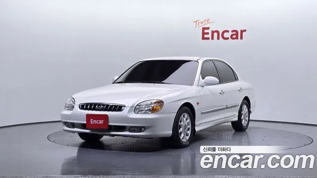 Hyundai EF Sonata 2.0 Base