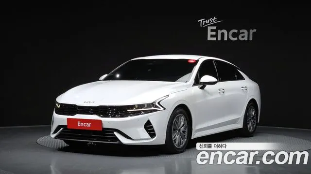 Kia K5 Hybrid 3 Signature