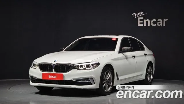 BMW 5 (G30) 520i