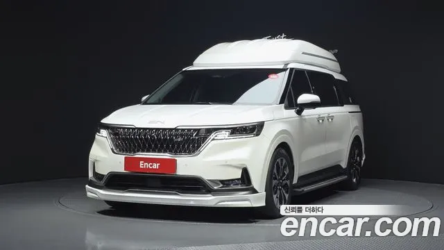 Kia Carnival 4 Gasoline 9