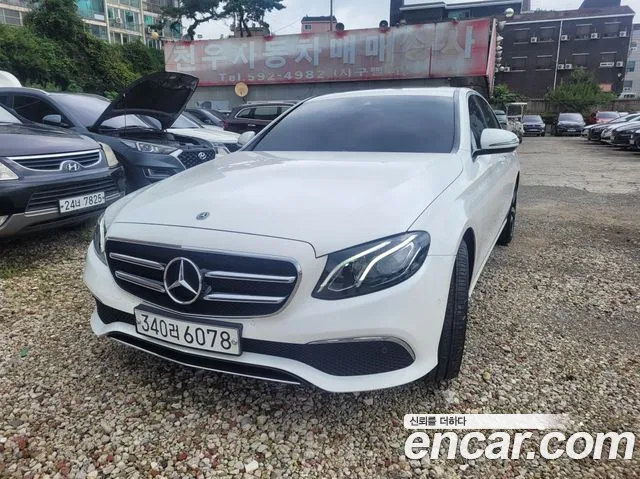 Mercedes-Benz E- W213 E250