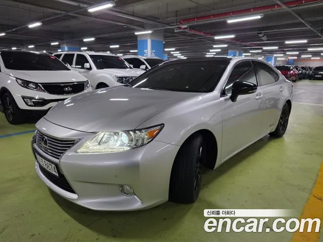 Lexus ES300h XV60
