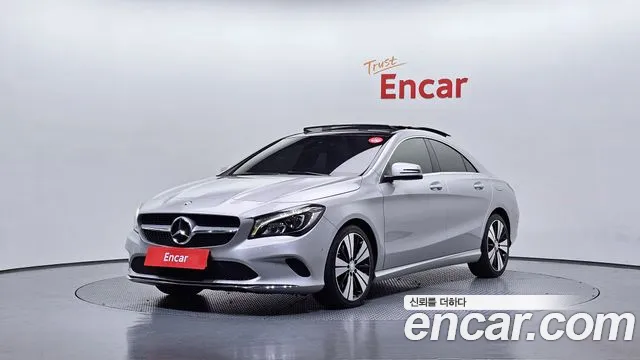 Mercedes-Benz CLA- C117 CLA250 4MATIC