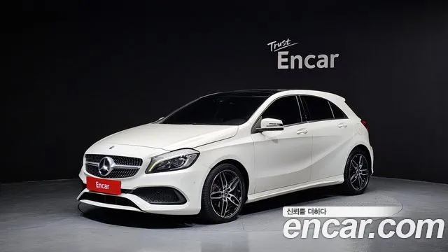 Mercedes-Benz A- W176 A200 AMG Line