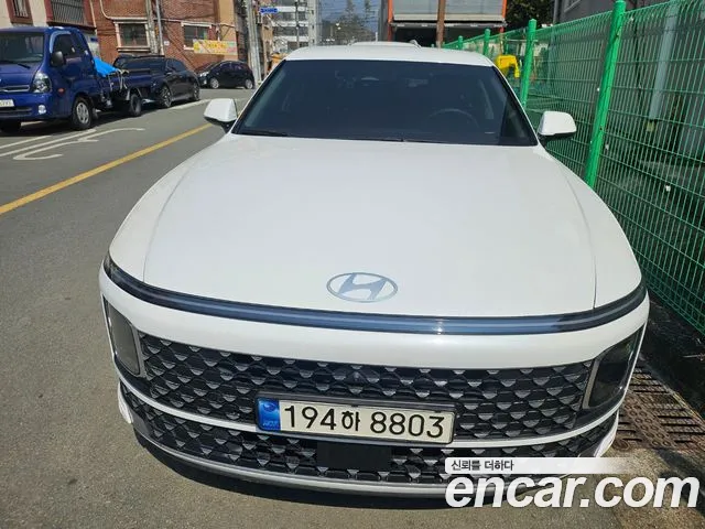 Hyundai Grandeur (GN7) 2.5 Gasoline 2WD Premium