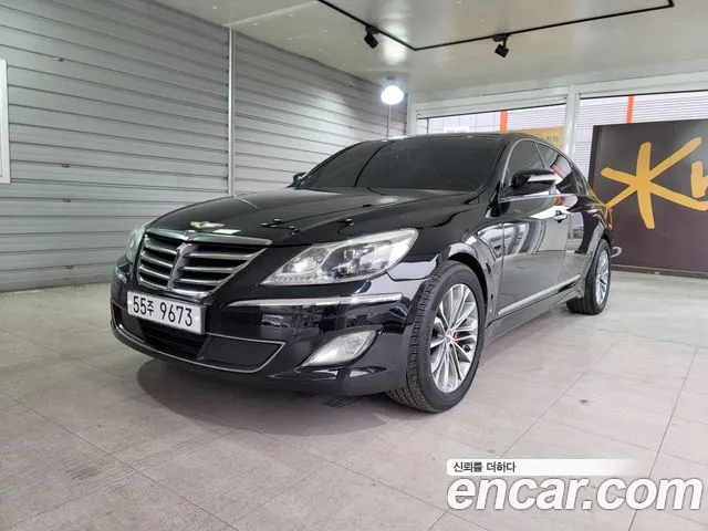 Hyundai Genesis BH330 Base