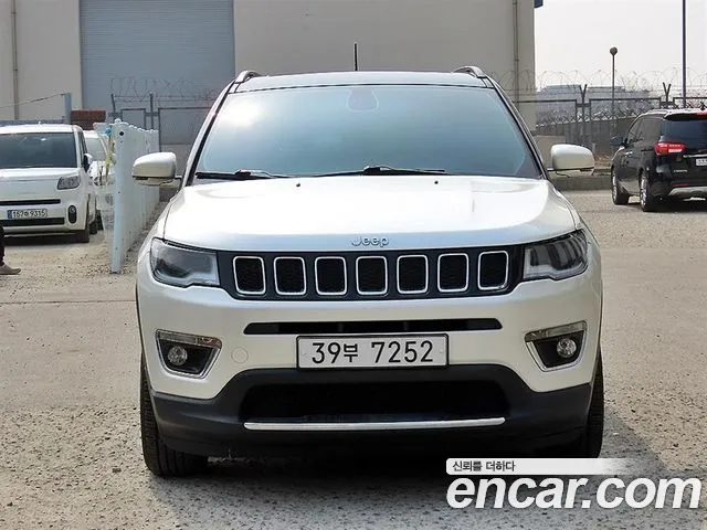 Jeep 2 2.4 Limited AWD