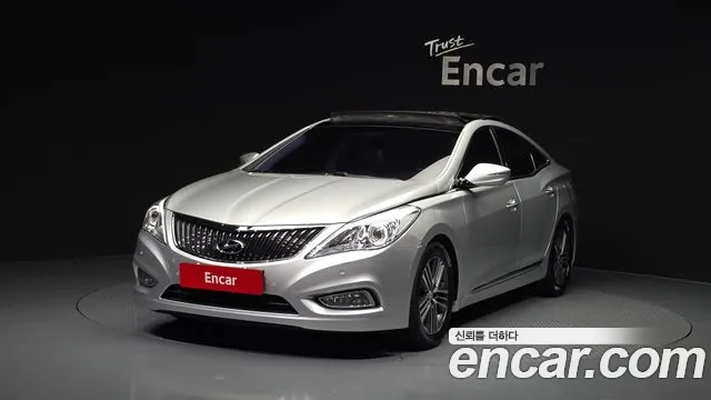 Hyundai Grandeur HG HG240
