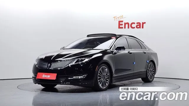 Lincoln MKZ Hybrid 2