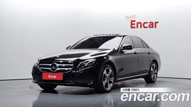 Mercedes-Benz E- W213 E300 4MATIC